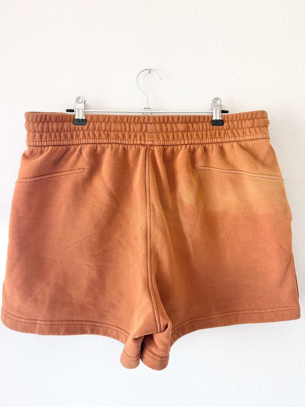 Lululemon Rust Drawstring Athletic Shorts - Picture 6 of 7